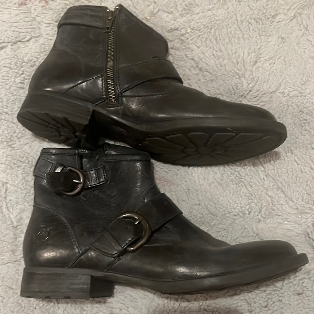 Born ankle boots